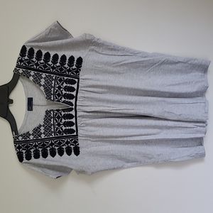 Grey oversized tee-shirt